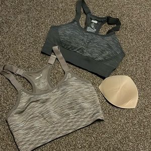 2 sports bras